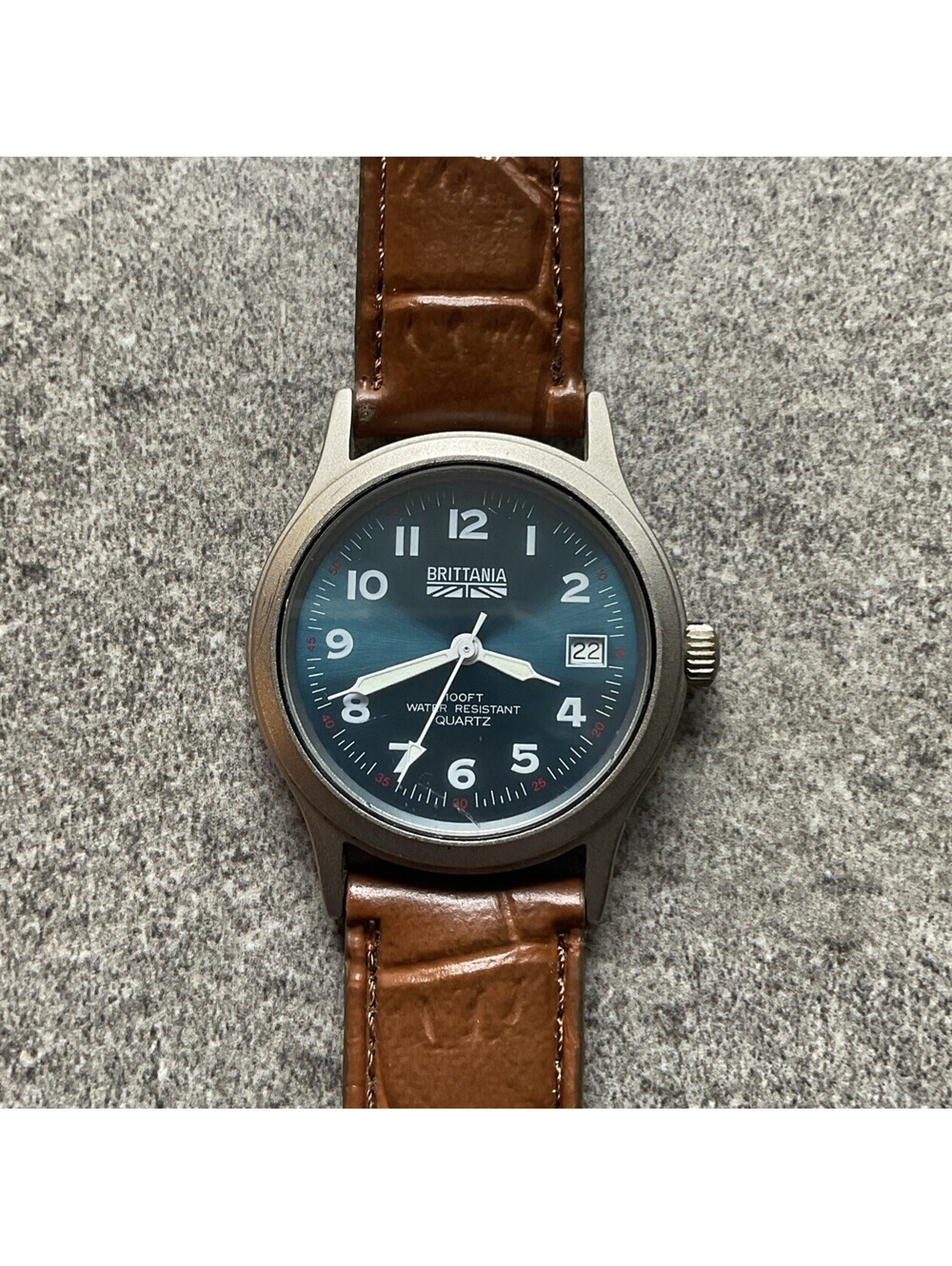 Vintage Brittania Watch 33mm Silver Tone Case With Blue Dial Leather Band Bin V